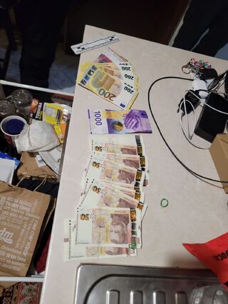 При спецоперация столични полицаи иззеха различни наркотици, 67 души попаднаха в ареста