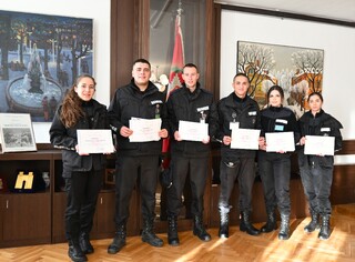 Отличиха победителите в литературния конкурс на АМВР