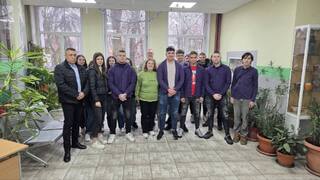 Честността има лице: Двама ученици от Русе отличени от ОДМВР за висока гражданска доблест