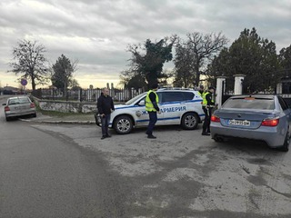 Засилени проверки от полиция и жандармерия в Нова Загора