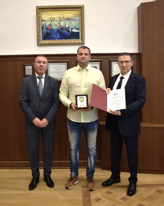 Високо признание за действията на полицейските служители, разкрили крупен въоръжен грабеж