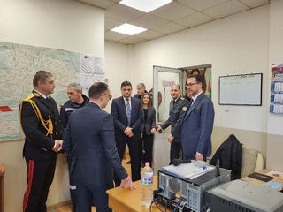Министър Даниел Митов: „Огнеборците заслужават респект и по-добри условия на труд”