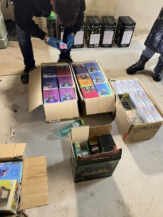 Голямо количество акцизни стоки без бандерол иззети при полицейска операция в Перник