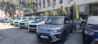 Областна дирекция на МВР-Ямбол въведе в експлоатация девет нови специализирани автомобили