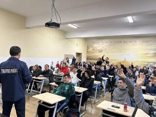 ОДМВР-Шумен с превантивна кампания сред зрелостниците: „Безопасността на пътя е споделена отговорност“