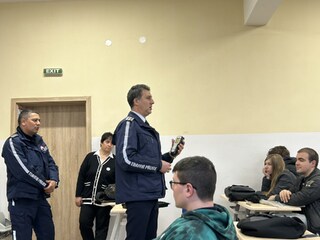 ОДМВР-Шумен с превантивна кампания сред зрелостниците: „Безопасността на пътя е споделена отговорност“
