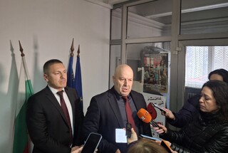 Служители от ОДМВР – Пловдив иззеха компютърно съдържание с над 1000 сканирани копия на български лични карти