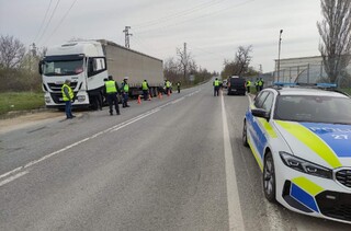 33 неправоспособни водачи са установени да управляват моторни превозни средства при извършени проверки през месец март в област Шумен