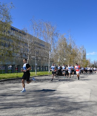 Състезание по крос за „Купата на ректора“ се проведе в АМВР