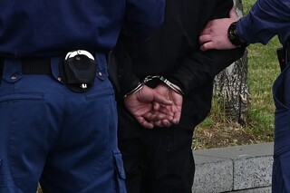 Рецидивист с над 30 регистрации е задържан след серия посегателства над автомобили в столицата
