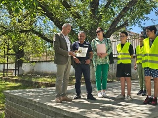 Тържествена церемония за успешното завършване   на Детското полицейско управление в ОУ „Христо Ботев“ в с. Невестино
