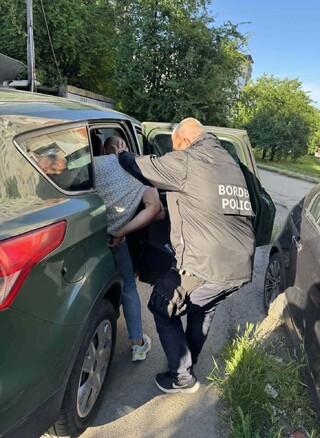 ГД „Гранична полиция“ разкри организирана престъпна група за трафик на мигранти