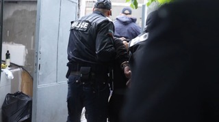 Мащабна акция на СДВР срещу наркоразпространението в кв. „Факултета“