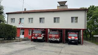 Проведена закриваща пресконференция за представяне на резултатите от изпълнението на инвестиции № BG-RRP-4.020-0058 и № BG-RRP-4.020-0059, за въвеждане на  мерки за енергийна ефективност и осигуряване на достъпна среда в сгради на РДПБЗН-Плевен, РСПБЗН-Кнежа и РСПБЗН-Никопол, финансирани по „Национален план за възстановяване и устойчивост“