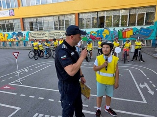 Служители на 07 РУ – СДВР проведоха информационна кампания, посветена на безопасността на движението по пътищата