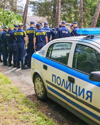 Стажантите от ЦСПП-Казанлък проведоха обучение със средства за контрол на пътното движение