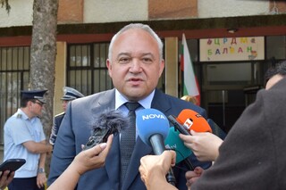 Министър Демерджиев: Злоупотребите със средства за инфраструктура са довели до измислянето на еднолентов път