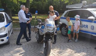 ОДМВР-Ямбол отбеляза професионалния си празник със спортни състезания за служителите и техните деца