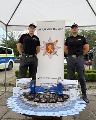 Курсанти представиха в Разград възможностите за обучение в АМВР