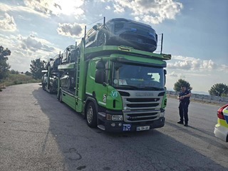 Редица нарушения на ЗДвП са установени през почивните дни в Сливенско