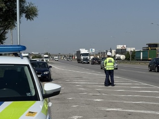 154 тежкотоварни автомобила са проверени на територията на София от началото на спецоперацията на „Пътна полиция“ - СДВР