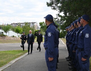 100 стажанти завършиха курса за първоначална професионална подготовка в АМВР 