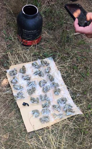 Криминалисти от РУ-Чирпан иззеха над половин килограм марихуана в хода на специализирана полицейска операция