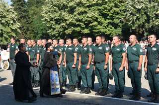  400 стажанти от Главна дирекция „Гранична полиция“, изпратени за първоначална професионална подготовка, положиха клетва и направиха важна крачка по пътя на професионалната служба.