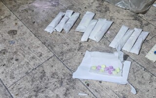 Голямо количество наркотични вещества иззели снощи служители на РУ-Видин. По случая задържали двама жители на с. Капитановци