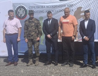 В навечерието на 6 септември – Ден на Съединението и Празник на Пловдив, областната дирекция на МВР отново е домакин на турнир по стрелба с боен пистолет