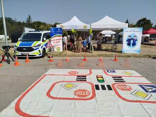 МВР представи професиите на полицаи и пожарникари пред децата на KIDS EXPO PLOVDIV 2026