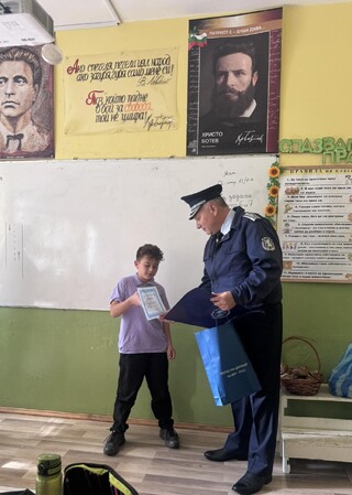 Ученик от Русе получи грамота за доблест и гражданска отговорност