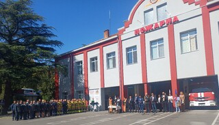 Днес бе официално открита реновираната сграда на Регионална дирекция „Пожарна безопасност и защита на населението“ и Районна служба „Пожарна безопасност и защита на населението“ - Стара Загора