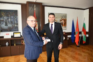 С „Почетен знак на МВР – III степен“ бе удостоен доц. д-р Валери Тодоров от факултет „Полиция“