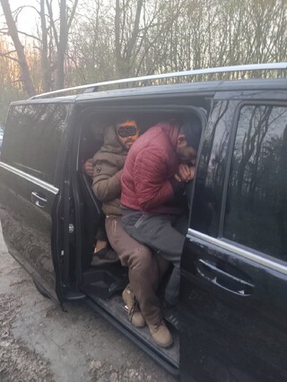 Гранични полицаи задържаха 3 каналджии на българо-турската граница