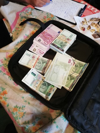Служители от РДГП – Русе задържаха мъж за лихварска дейност