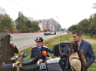 Засилено полицейско присъствие около училищата и основните пътища на страната