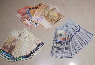 Двама рецидивисти са задържани за обира в „Люлин“