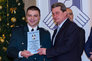 Старши разследващ полицай Димитър Замфиров от Главна дирекция “Криминална полиция” e носител на голямата индивидуална награда "Полицай на годината 2014"