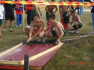 От 15 до 21.07.2007 г. В гр. Ревинге – Швеция се проведоха ХVІ международни младежки състезания на КТИФ по пожариприложен спорт.