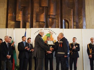 На тържествена церемония в зала № 6 на НДК днес бяха наградени 13-те победители в 16-ото издание на Националния конкурс „Пожарникар на годината” за 2010 г.