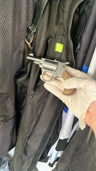 Специализирана операция на ГДБОП срещу незаконната търговия с оръжия