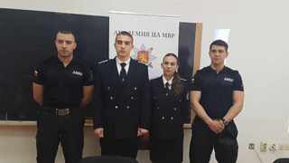 Курсанти от Академията на МВР разкриха възможностите на професията „полицай”