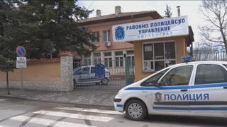 Двама полицаи от управлението в Свиленград спасиха от задушаване трима мъже