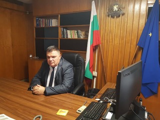53 полицейски служители са наградени за празника на българската полиция – 8 ноември