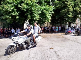 Полицаи и рокери призовават за толерантност на пътя