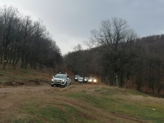 Полицията издирва въоръжен мъж в района на с. Сърница, Хасковско
