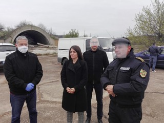 Буферния паркинг на бившето летище "Узунджово" функционира добре