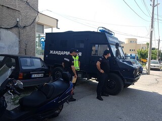 Полицаи и жандармеристи проведоха полицейска операция по превенция на рисковите места в Хасково