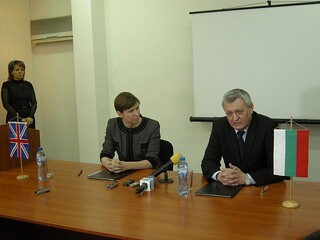 Катрин Барбър: Готови сме да съдействаме на българските власти в усилията им да осигурят контрола на границата